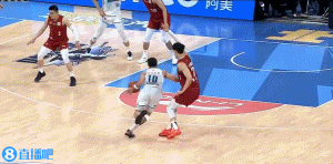 防守制勝！曾凡博緊緊貼防 起飛釘板大帽韋瑟斯龐